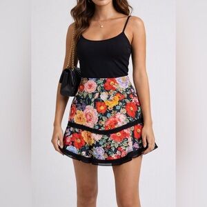 NWT Alice + Olivia Blooming Garden Floral Skirt Size 6 Lace Trim
